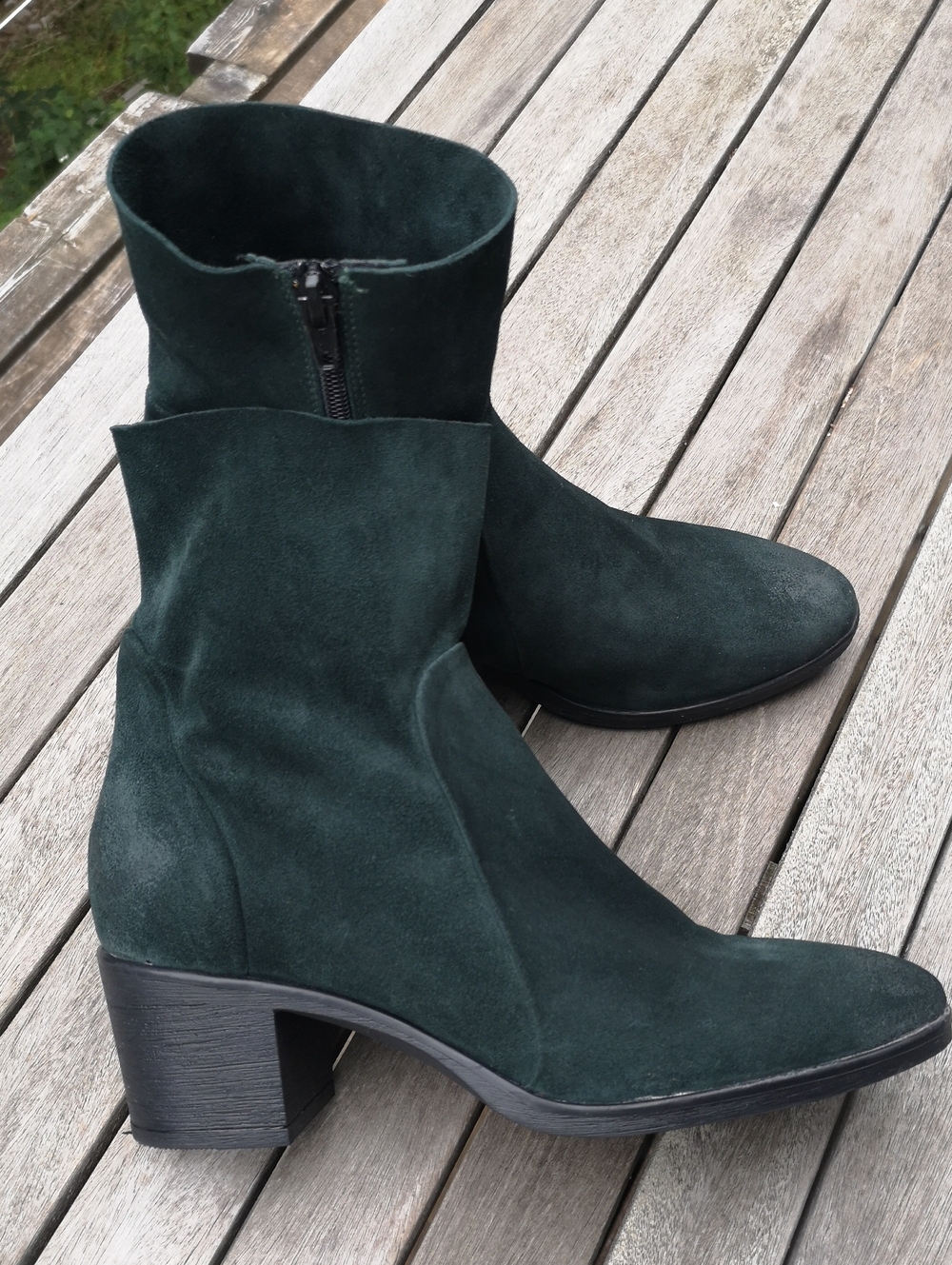 David Tyler heeled green suede ankle boots